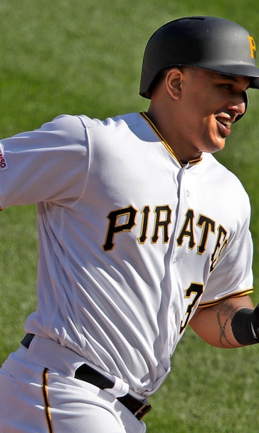 Frazier's go-ahead hit in 8th sends Pirates over Padres 6-3